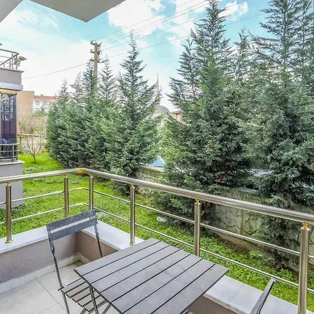 Comfortable Flat With Central Location In Sapanca